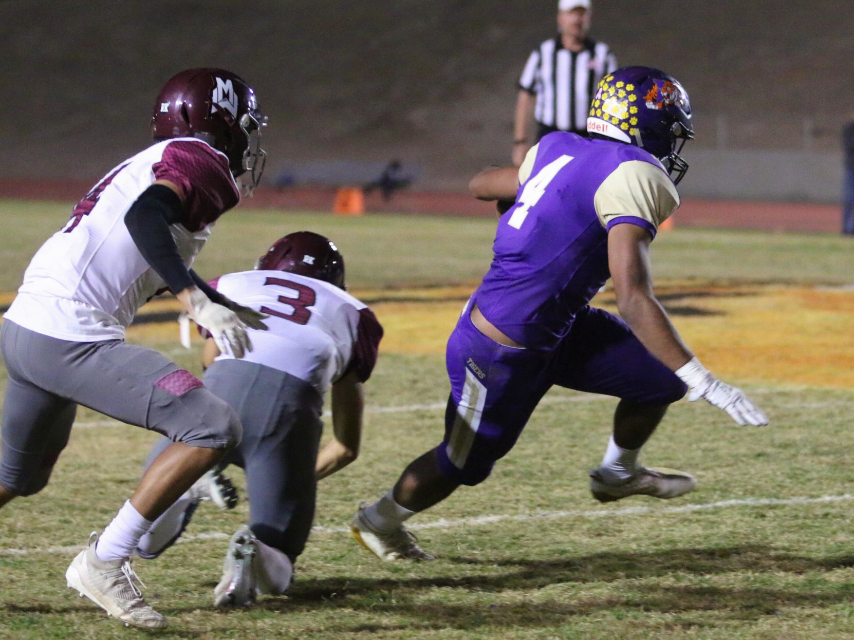 Tigers stay hot with 42-6 rout of Pioneers, clinch playoff spot